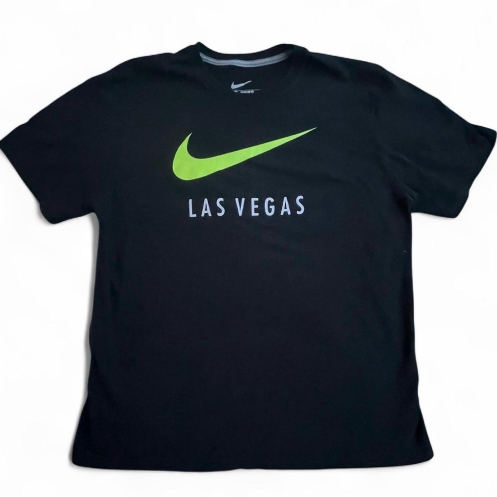 Baggy Black Nike Las Vegas tee
